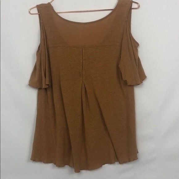 Free People Bittersweet Tan Cold Shoulder Top 20A - Picture 9 of 10